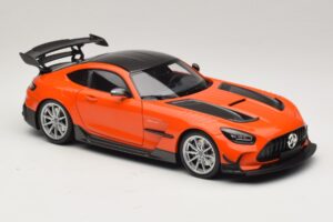 Mercedes AMG GT Black Series C190 Oranž Hõbevelgedega Minichamps 1:18 110032024 Metall - pilt 6/8