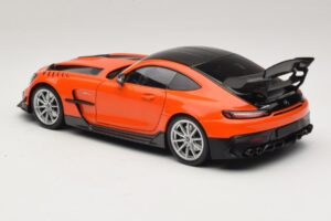 Mercedes AMG GT Black Series C190 Oranž Hõbevelgedega Minichamps 1:18 110032024 Metall - pilt 7/8