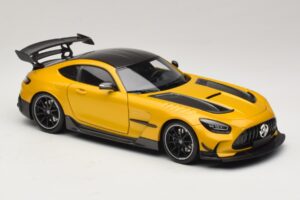 Mercedes AMG GT Black Series C190 Solarbeam Yellow Metallic Minichamps 1:18 110032021 Metall - pilt 6/8