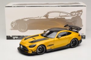 Mercedes AMG GT Black Series C190 Solarbeam Yellow Metallic Minichamps 1:18 110032021 Metall - pilt 8/8