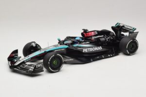 Mercedes AMG Petronas W15 E Performance G. Russell 2024 Minichamps 1:18 110240163 Vaik