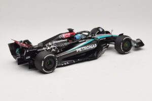 Mercedes AMG Petronas W15 E Performance G. Russell 2024 Minichamps 1:18 110240163 Vaik - pilt 2/7