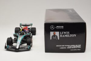 Mercedes AMG Petronas W15 E Performance L. Hamilton Winner British GP 2024 Minichamps 1:18 110241244 Vaik - pilt 6/7