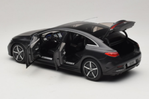 Mercedes EQE V295 Graphite Grey Magno NZG 1:18 B66961108 Metall - pilt 7/8