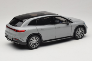 Mercedes EQS SUV X296 Manufaktur Alpine Grey NZG 1:18 B66960591 Metall - pilt 3/8