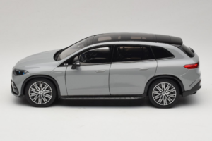Mercedes EQS SUV X296 Manufaktur Alpine Grey NZG 1:18 B66960591 Metall - pilt 4/8