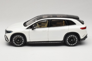 Mercedes EQS SUV X296 Manufaktur Diamond White NZG 1:18 B66960590 Metall - pilt 4/8