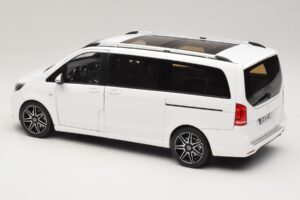 Mercedes V-Class W447 AMG Line Valge Norev 1:18 183876 Metall - pilt 7/8
