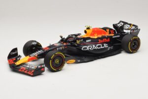Oracle Red Bull Racing RB19 S. Perez Abu Dhabi GP 2023 Minichamps 1:18 110232311 Vaik