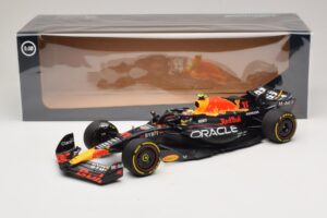 Oracle Red Bull Racing RB19 S. Perez Abu Dhabi GP 2023 Minichamps 1:18 110232311 Vaik - pilt 7/7