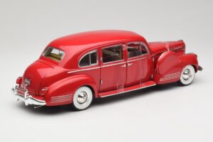 Packard Super Eight One-Eighty Punane Greenlight 1:18 12971 Metall - pilt 2/6
