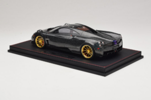 Pagani Huayra Starry Night Sky AB 1:18 REMC039 Vaik - pilt 5/7
