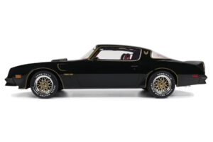Pontiac Firebird Trans Am Starlight Black Otto 1:12 G098 Vaik - pilt 3/5