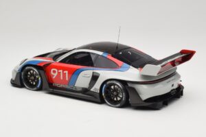 Porsche 911 992 GT3 R Rennsport GT Spirit 1:18 GT495 Vaik - pilt 5/6