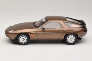 Porsche 928 S Tobacco Metallic GT Spirit 1:18 GT1005 Vaik - pilt 3/6