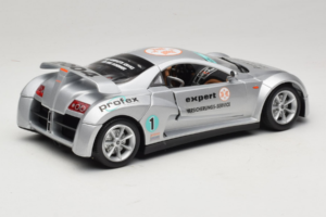 Giugiaro Prima Hõbe Bburago 1:18 33130 Metall - pilt 3/8
