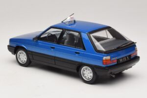 Renault 11 GTL Taxi James Bond MCG 1:18 MCG18833 Metall - pilt 5/6