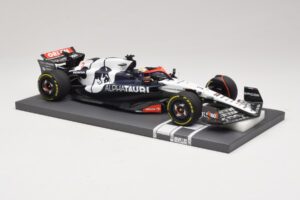 Scuderia AlphaTauri AT04 D. Ricciardo Hungarian GP 2023 Minichamps 1:18 117231203 Vaik - pilt 4/7