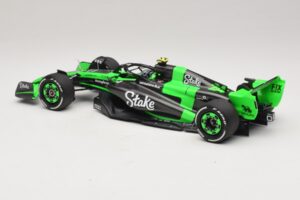 Stake Kick Sauber C44 G. Zhou Emilia Romagna GP 2024 Minichamps 1:18 117240124 Vaik - pilt 5/7