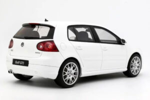 Volkswagen Golf GTI Mk5 Edition 30 Candy White Otto 1:18 OT1250 Vaik - pilt 2/5