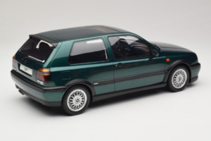 Volkswagen Golf Mk3 VR6 Carat Dragon Green Otto 1:12 G099 Vaik - pilt 2/6
