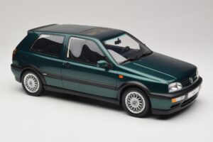 Volkswagen Golf Mk3 VR6 Carat Dragon Green Otto 1:12 G099 Vaik - pilt 4/6