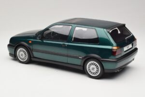 Volkswagen Golf Mk3 VR6 Carat Dragon Green Otto 1:12 G099 Vaik - pilt 5/6