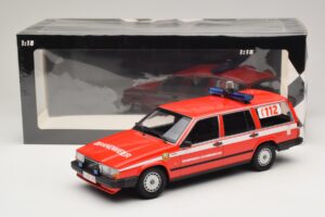 Volvo 740 GL Universaal Brandweer Grobbendonk Minichamps 1:18 155171795 Metall - pilt 6/6