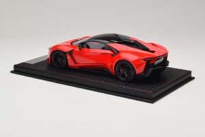 W Motors Fenyr Supersport Punane SophiArt 1:18 SA003-06 Vaik - pilt 4/6