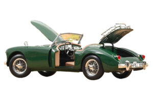MG MGA British Racing Green Norev 1:18 182610 Metall - pilt 2/5