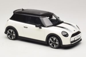 Mini Cooper S F66 Nanuq White Metallic Otto 1:18 OT1245 Vaik - pilt 4/6