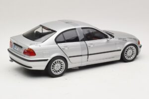 BMW 3-Series E46 6-Cylinder Hõbedane UT Models 1:18 20512 Metall - pilt 2/6