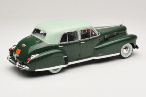 Cadillac Fleetwood Series 60 Special Roheline MCG 1:18 MCG18657 Metall - pilt 2/6