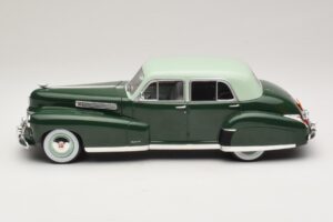 Cadillac Fleetwood Series 60 Special Roheline MCG 1:18 MCG18657 Metall - pilt 3/6
