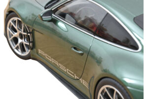Porsche 911 992 S/T Malachite Green Metallic Norev 1:12 127552 Metall - pilt 4/4