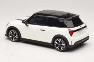 Mini Cooper S F66 Nanuq White Metallic Otto 1:18 OT1245 Vaik - pilt 5/6