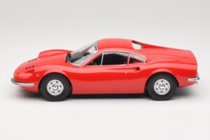 Ferrari Dino 246 GT Punane MCG 1:18 MCG18359 Metall - pilt 3/6