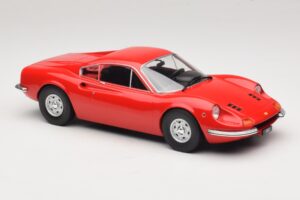 Ferrari Dino 246 GT Punane MCG 1:18 MCG18359 Metall - pilt 4/6