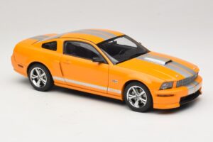 Ford Mustang GT S197 Grabber Orange Metallic AUTOart 1:18 73117-A1 Metall - pilt 6/8