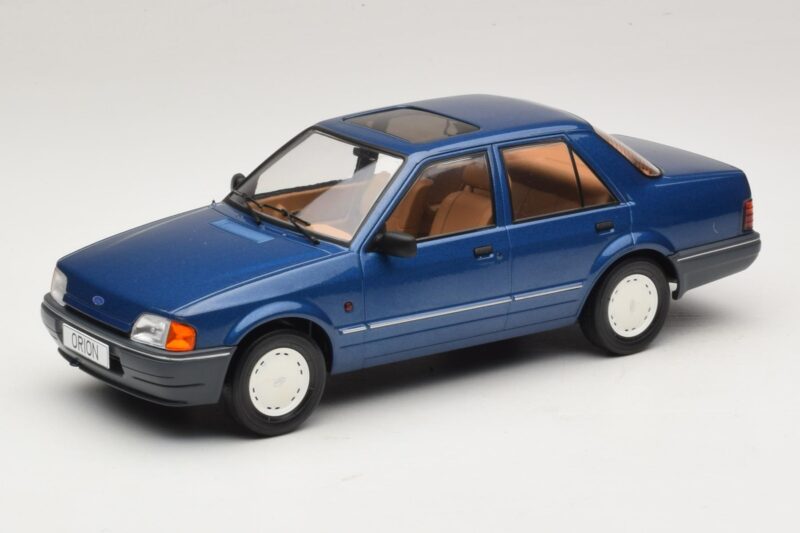 Ford Orion Mk2 1.6i Metallic Blue MCG 1:18 MCG18490 Metall