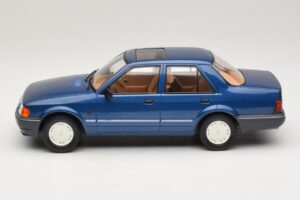 Ford Orion Mk2 1.6i Metallic Blue MCG 1:18 MCG18490 Metall - pilt 3/6