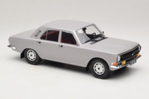 GAZ Volga GAZ-24-10 Hall MCG 1:18 MCG18016 Metall - pilt 4/6