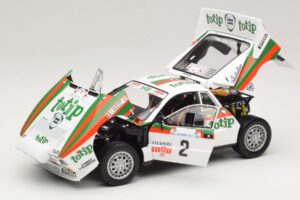 Lancia 037 #2 A. Bettega / M. Perissinot Rally San Marino 1984 Kyosho 1:18 08306F Metall - pilt 2/8