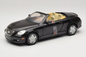 Lexus SC430 Kabriolett Must Motormax 1:18 73119 Metall