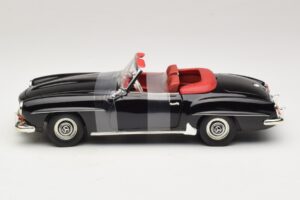 Mercedes 190 SL W121 Roadster Must ERTL 1:18 7464 Metall - pilt 3/6