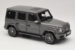 Mercedes G-Class W465 Classic Grey Norev 1:18 183035 Metall - pilt 4/6