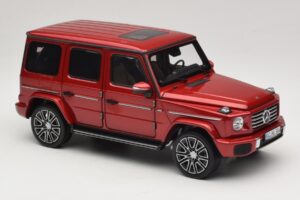 Mercedes G-Class W465 Hyacinth Red Norev 1:18 183037 Metall - pilt 4/6