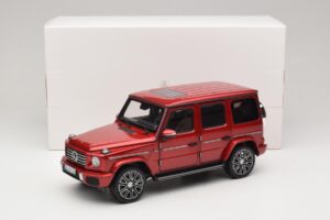 Mercedes G-Class W465 Hyacinth Red Norev 1:18 183037 Metall - pilt 6/6
