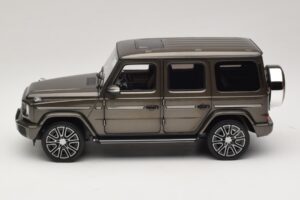 Mercedes G-Class W465 Indium Grey Norev 1:18 183036 Metall - pilt 3/6