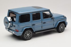 Mercedes G-Class W465 Vintage Blue Norev 1:18 183034 Metall - pilt 2/6